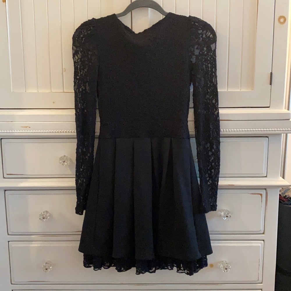 black, long sleeve, flowy dress!